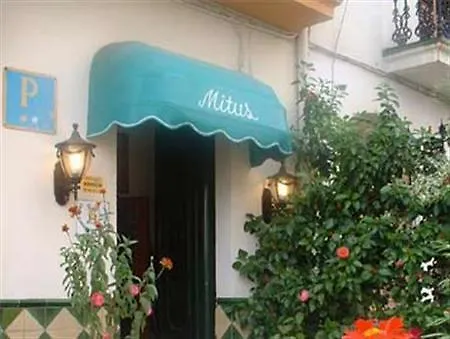 Hotel Mitus Canet De Mar Spain
