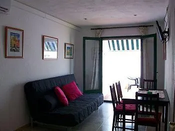 Hotel Mitus Canet De Mar Spain